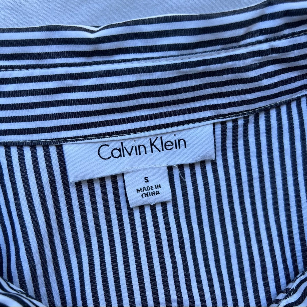 Calvin Klein Button Down Shirt - Striped black and white - Size S