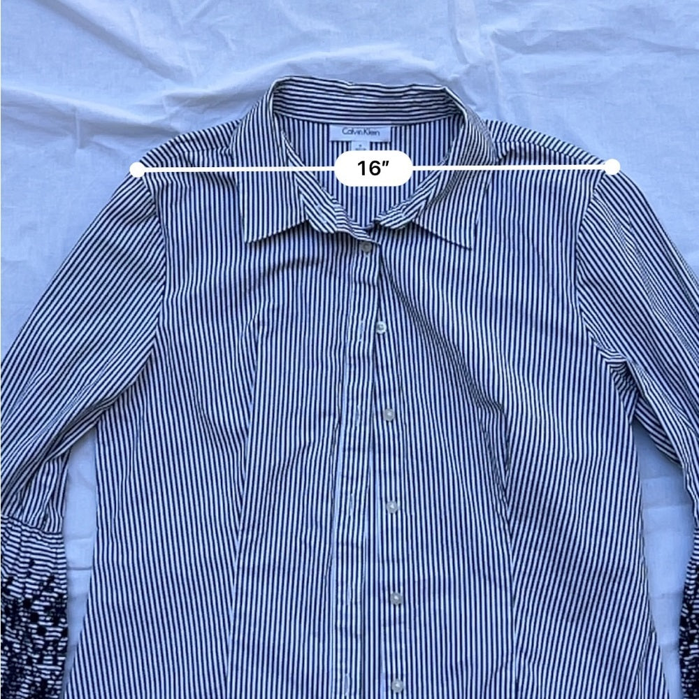 Calvin Klein Button Down Shirt - Striped black and white - Size S