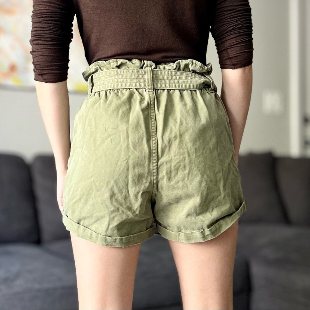 Abercrombie and Fitch Belted Paperbag Jean Shorts - Army Green - Size S