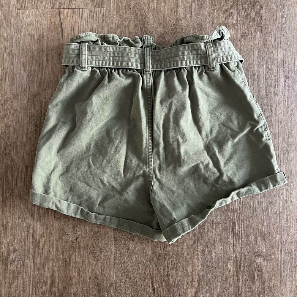 Abercrombie and Fitch Belted Paperbag Jean Shorts - Army Green - Size S