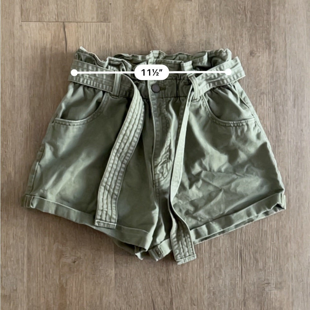 Abercrombie and Fitch Belted Paperbag Jean Shorts - Army Green - Size S