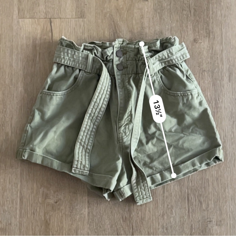 Abercrombie and Fitch Belted Paperbag Jean Shorts - Army Green - Size S