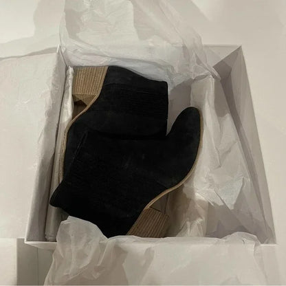 Vince Black Suede Chukka Pull On Ankle Heeled Booties Size 7