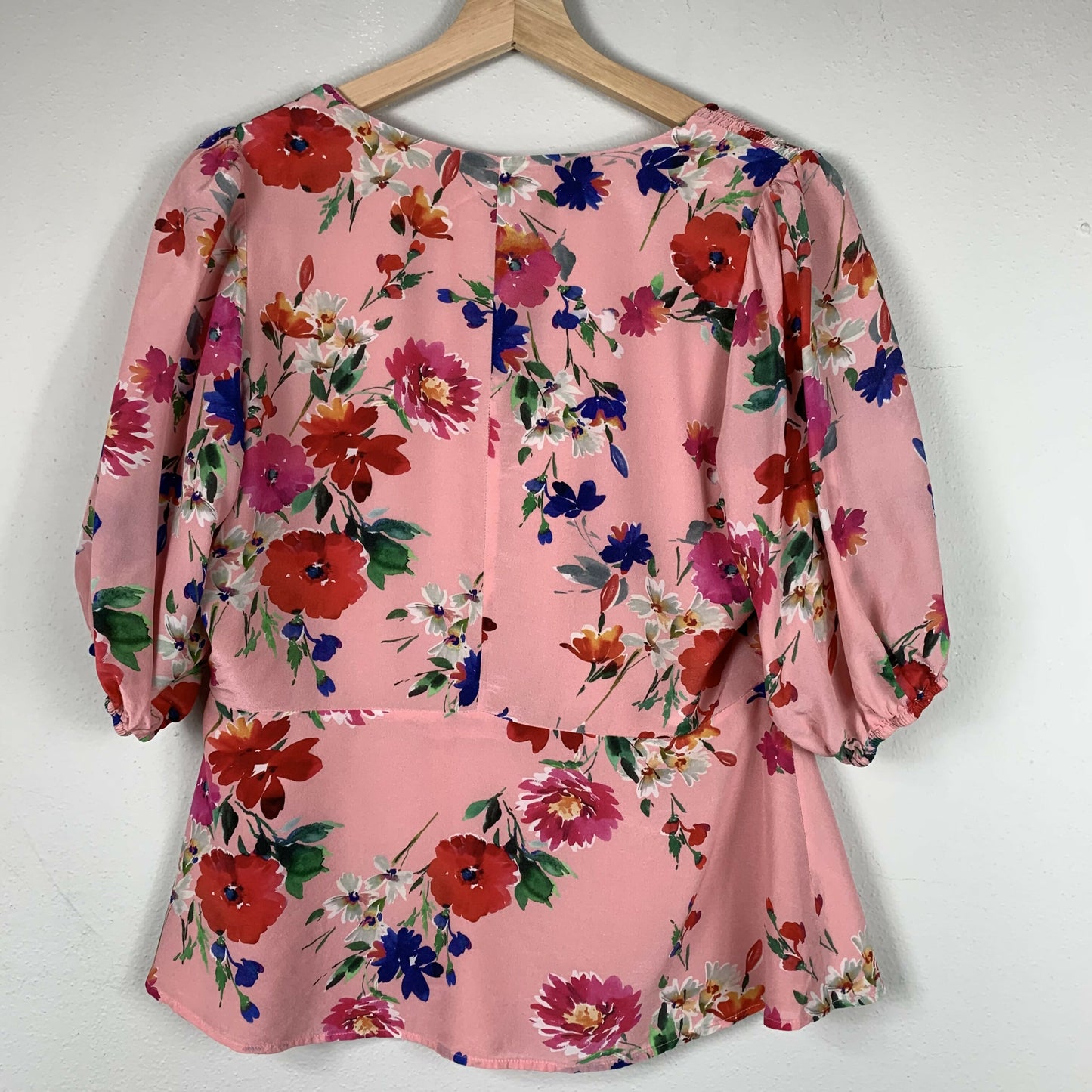 Yumi Kim Short Elastic Sleeve Button Front Blouse - Floral - Pink Multi/Sunnyside Pink (Silk Blend) - L