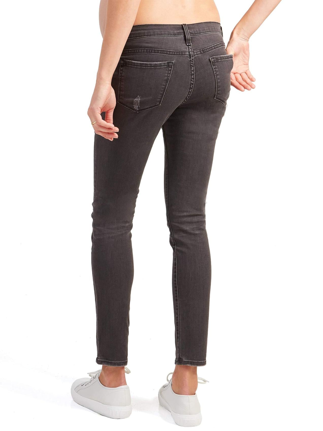 Ingrid & Isabel Elastic Inset Panel Maternity Skinny Jeans - /Black