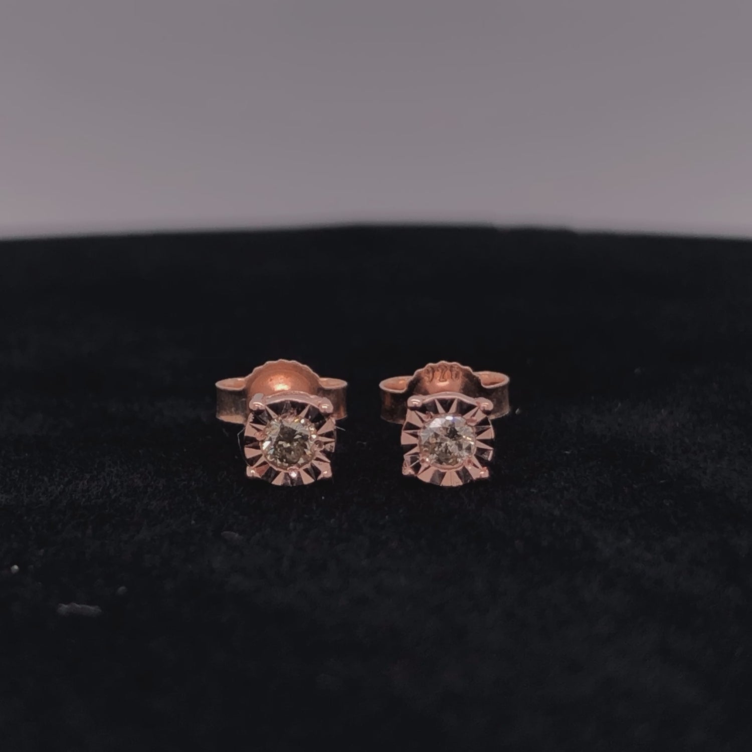 Haus of Brilliance 10K Rose Gold Plated .925 Sterling Silver 1/10 Cttw Round Brilliant-Cut Diamond Miracle-Set Stud Earrings (J-K Color, I3 Clarity)