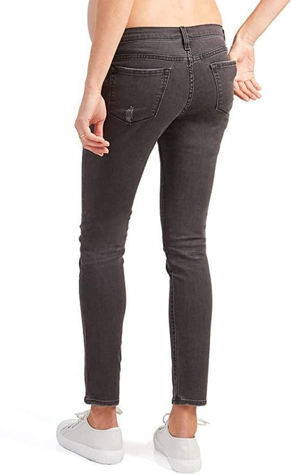 Ingrid &amp; Isabel Elastic Inset Panel Maternity Skinny Jeans