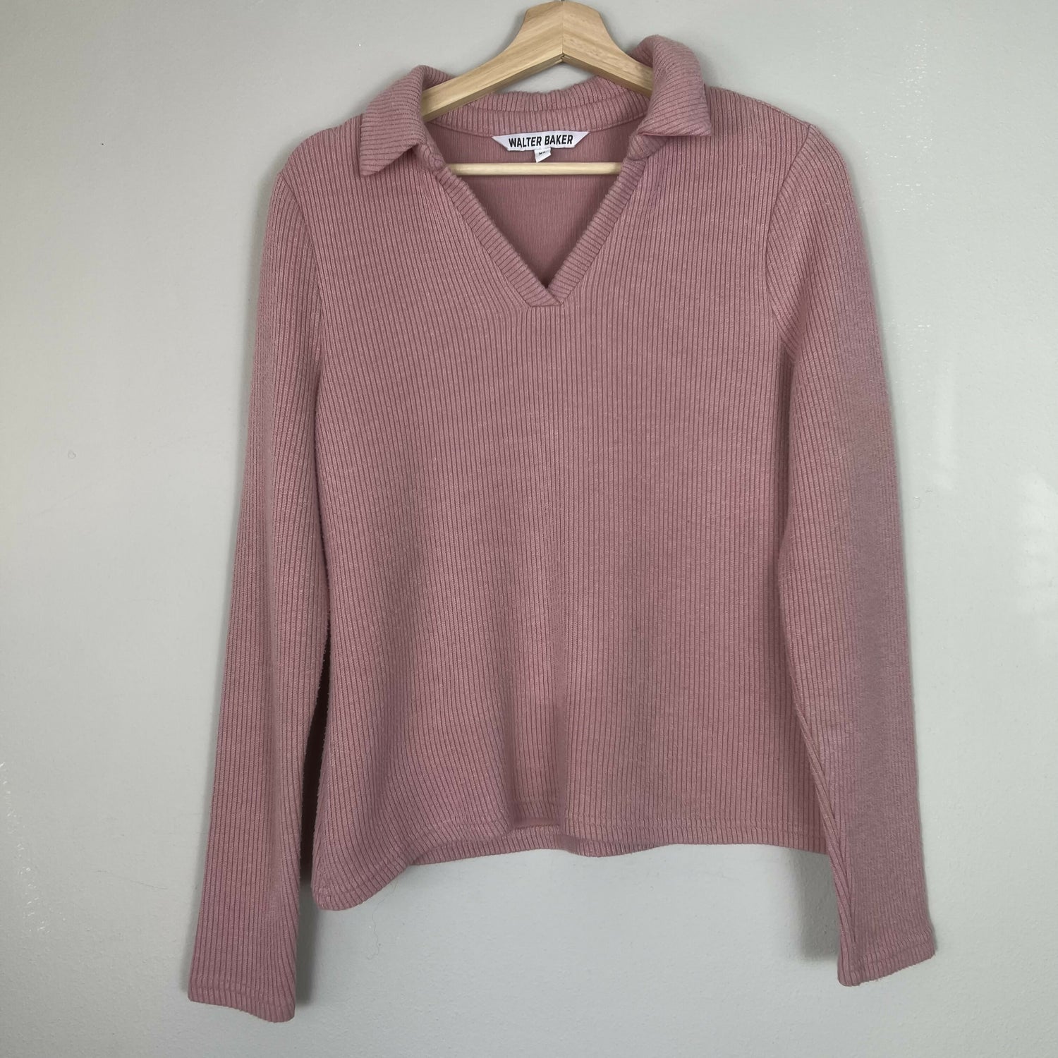 Walter Baker Spread Collar Hudson Rib Knit Top in Dusty Pink XL