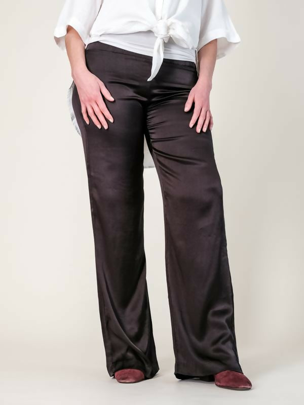 NWT Reconnect Satin Wide Leg Maternity Pants - Black - XL