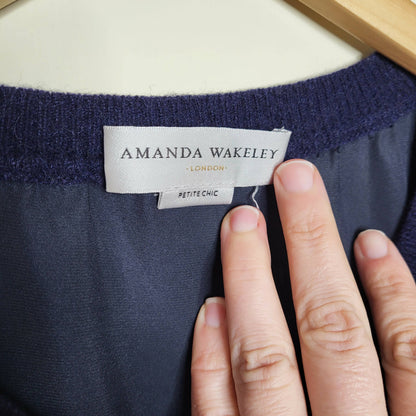 Amanda Wakeley Satin Paneled Cashmere and Wool Blend Sweater - /Navy