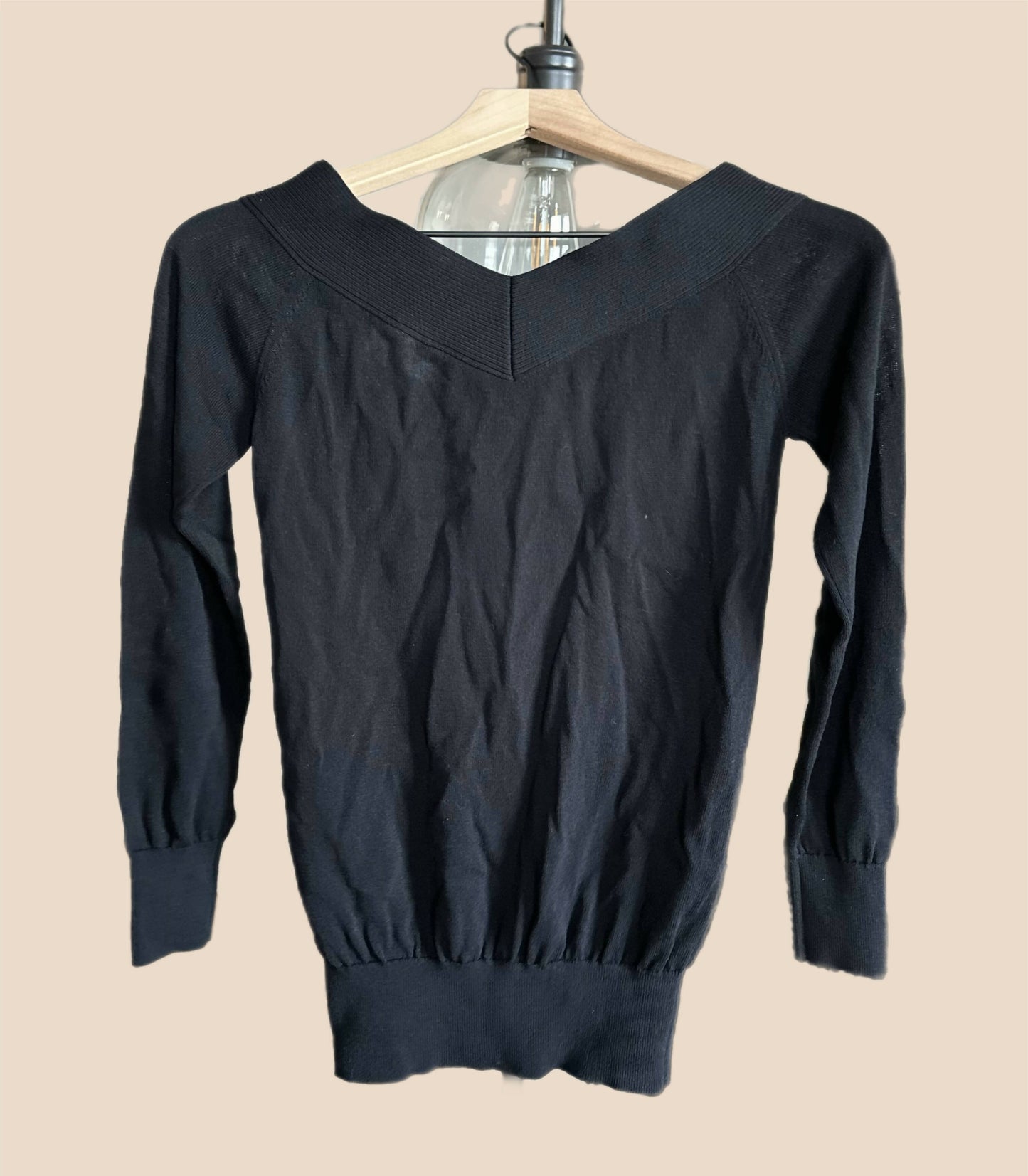 Reiss Long Sleeve Wide V-Neck Sweater - Black