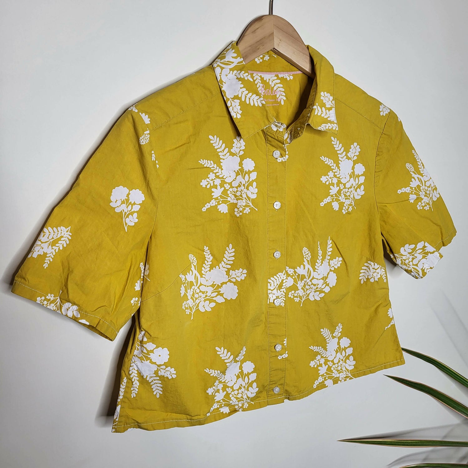 Boden Upcycled Short Sleeve Cropped Button-Down Shirt