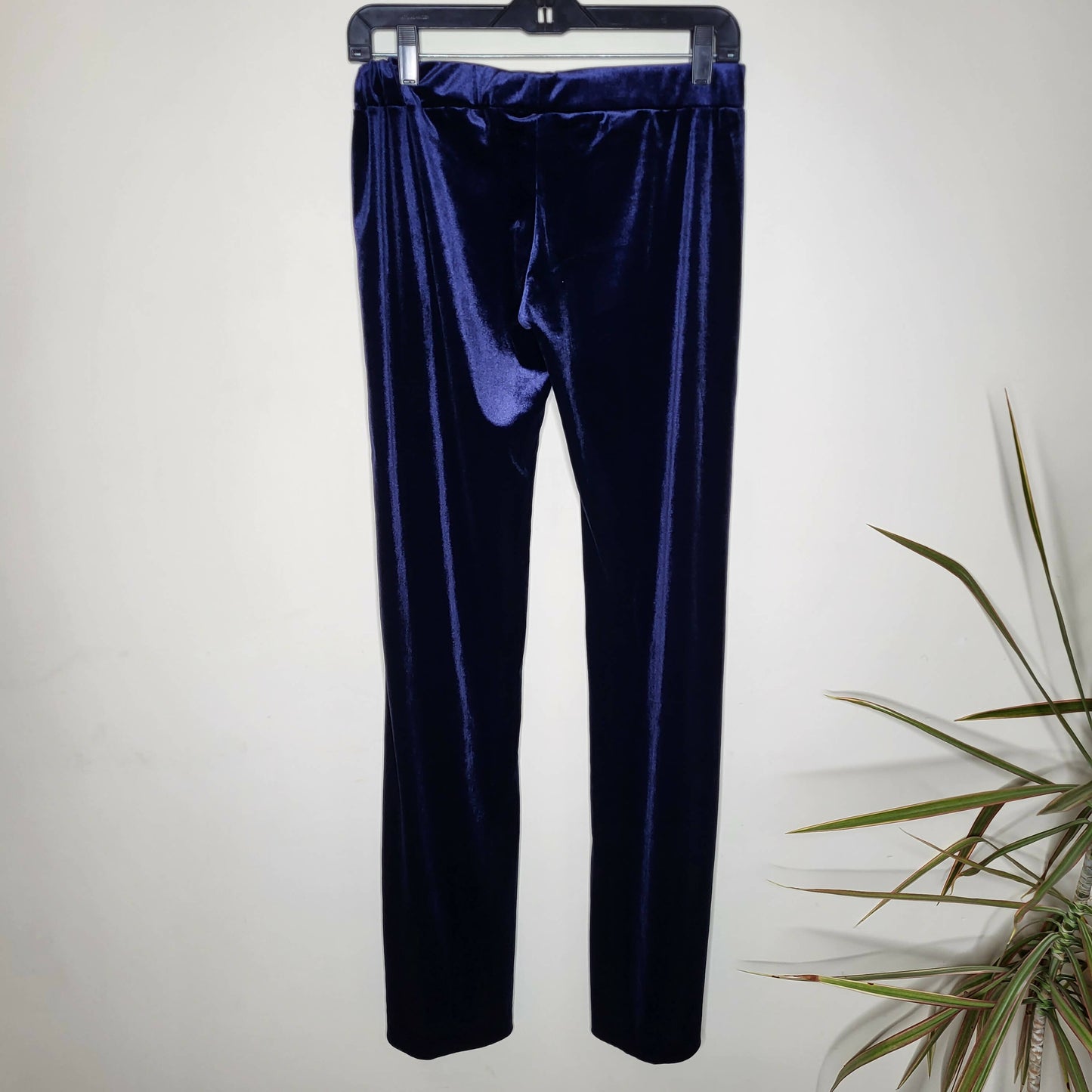 Reconnect Charlotte Straight Leg Velvet Maternity Velour Pants