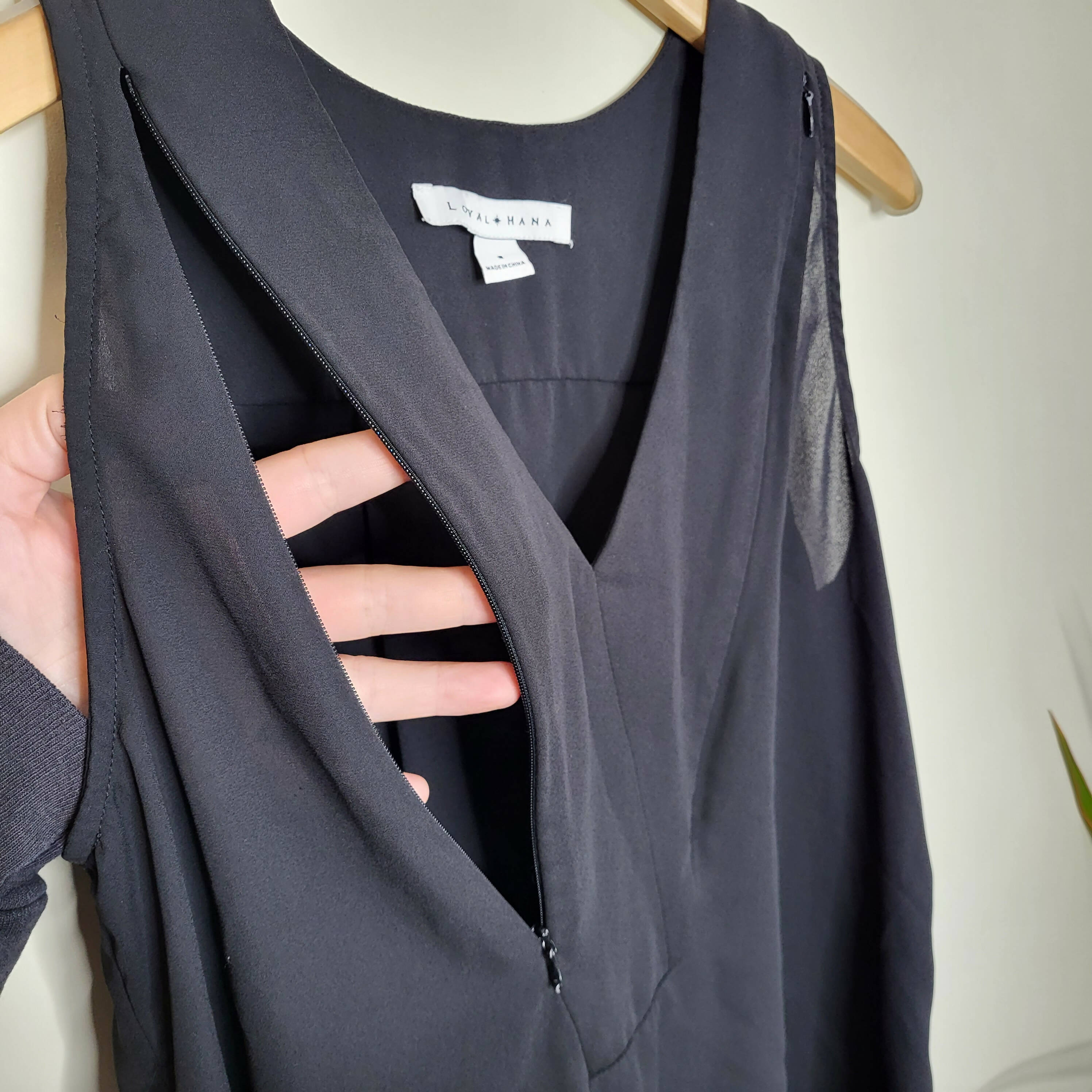 Loyal Hana Nursing and Maternity Sleeveless Blouse - Black - SM