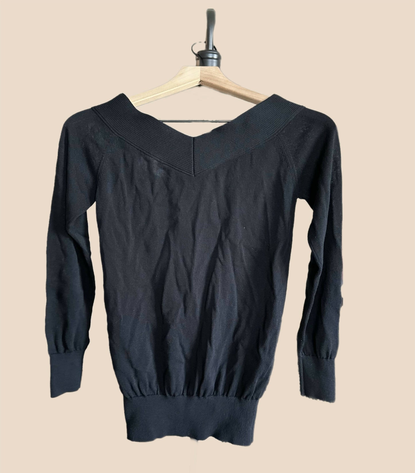 Reiss Long Sleeve Wide V-Neck Sweater - Black