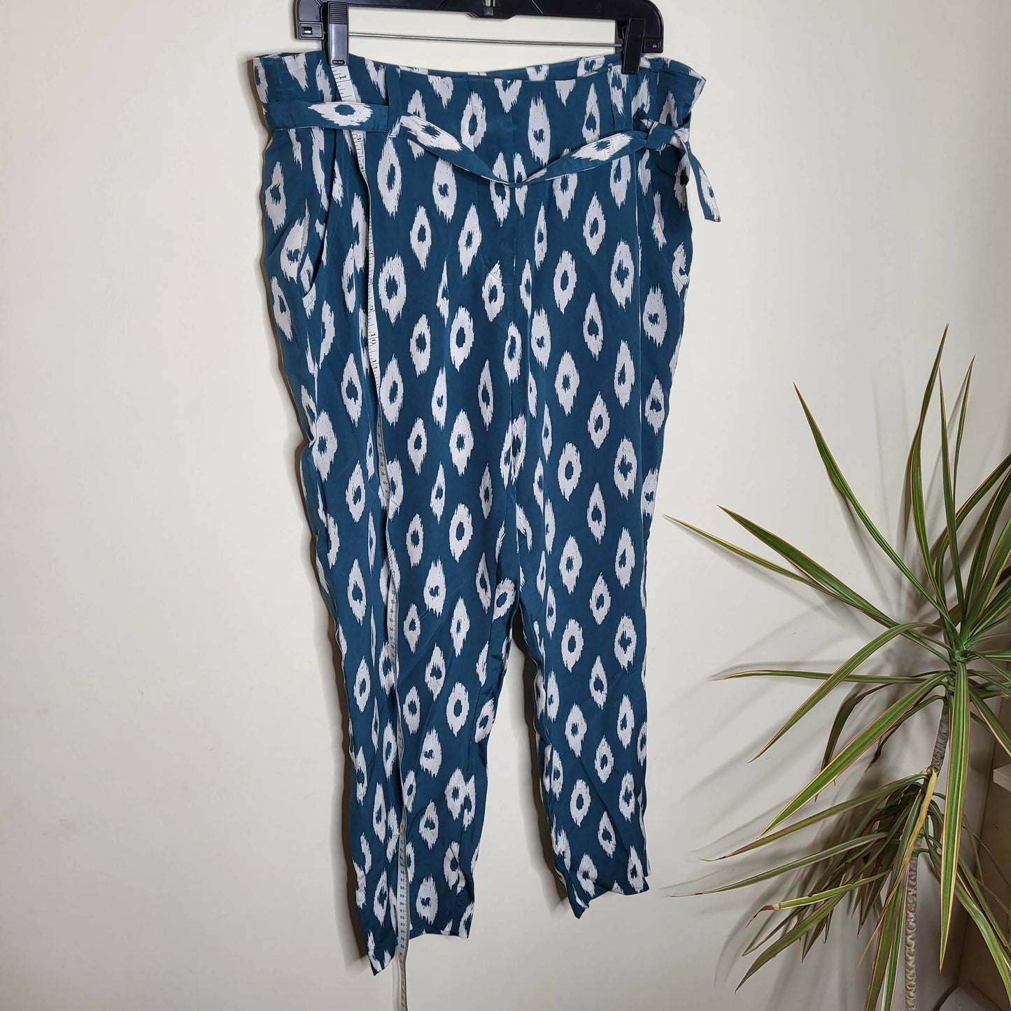 Equipment Print Pants - Abstract