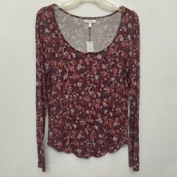NWT Maurices Mauve, Blue Floral Scoop Neck Long Sleeve Top Size Large…