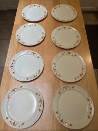 Vintage Hall China Jewel Tea Autumn Leaf Pattern Dinner Plates - Set…
