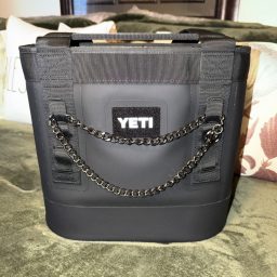 Yeti Camino 20 Black Carry All Bag Cooler