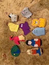 NWOT embroidered appliqued finger puppets storytelling learning